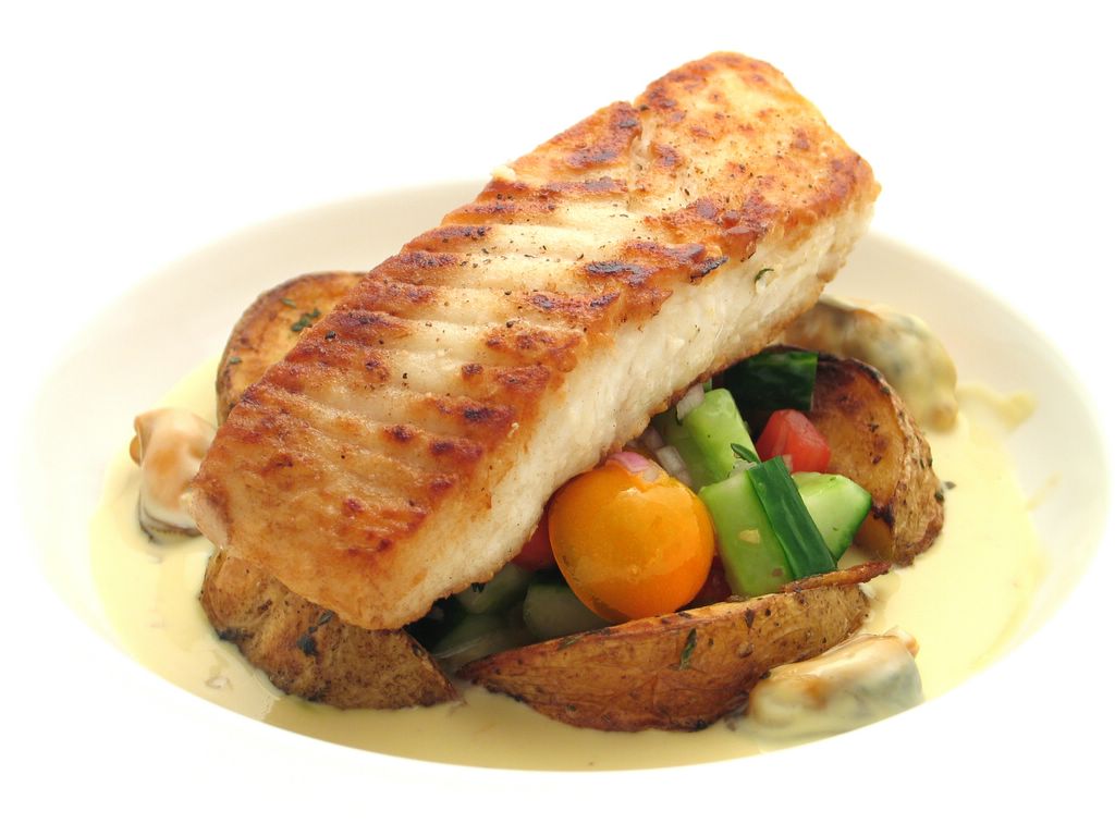 halibut%20with%20saffron%20mussel%20sauce%20and%20ajat.jpg