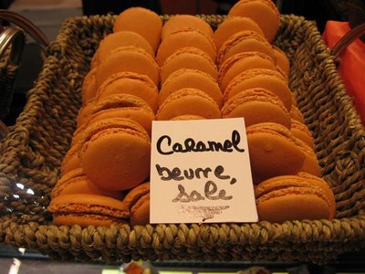 Caramel macaron beurre sale-with salted butter at the Salon du Chocolat