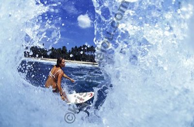 Photo, photographe de surf, girl, fille, surfeuse, femle surfer, Elise Garrigue en surf trip au Sri Lanka