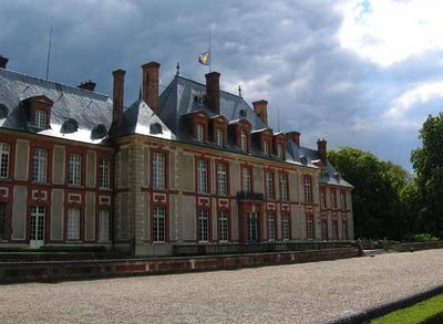 chateau de Breteuil