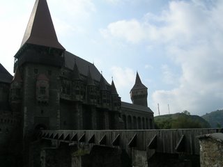 Castelul Corvinestilor 2