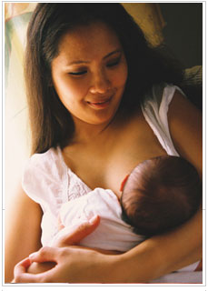 Tips for Breastfeeding While Pregnant