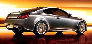 Curvaceous 2008 Infiniti G37 Coupe 3