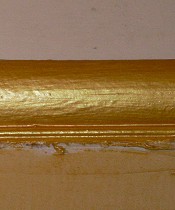 Gold metallic picture rail
