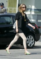 Mischa Barton Flashes Her Ass