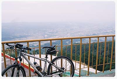 俯看小鎮遠景