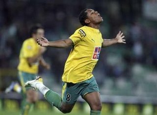 Ronny a celebrar o seu golo na vitória frente à Naval 1ºde Maio