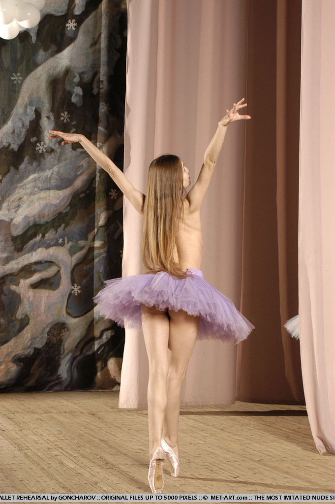 Simply Upskirt: Ballerina Upskirt. Adults Only