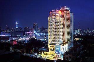 Grand Diamond Bangkok Hotel and Executive Residence Exterior