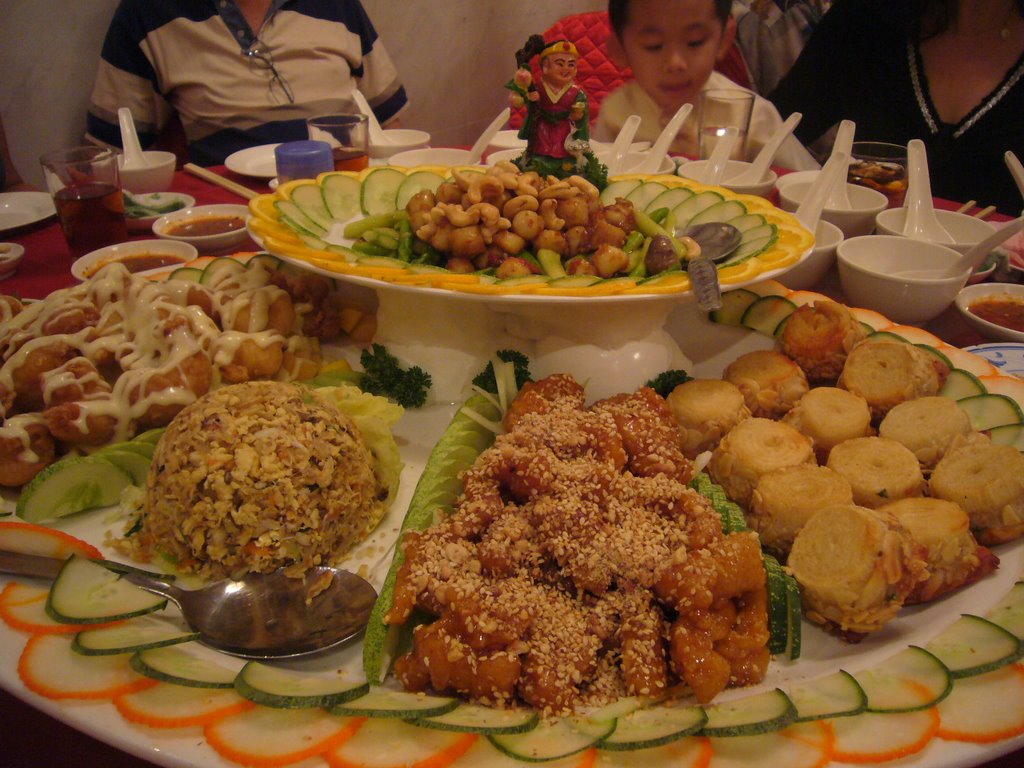 Public restaurant pusing Popular Chinese