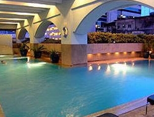 Luxury Pool of Arnoma Hotel Bangkok