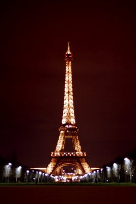 Eiffel Tower, Jan. 1995