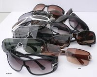 New Foster Grant | Fashion | Sun Glasses