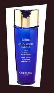 Guerlain Issima Midnight Secret giveaway for sassy and chic women, teen and girls