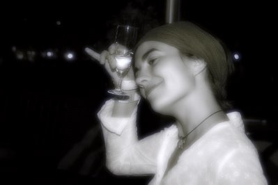 a girl with a cup of champagne, une fille avec une coupe de champagne, copyright dominique houcmant, Goldo