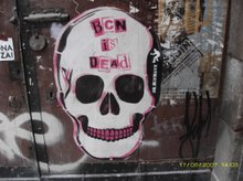 Barcelona is dead / Writer: Dr. Hoffmann