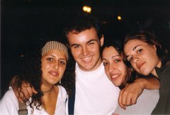 con Helenika, Remedikos y Elvirika en Sevilla
