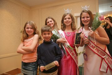 Alex and Hannah, Miss SC Preteen and Wesley, Sinclaire and Sydney, BFF's!!!
