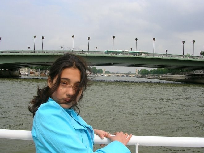 Navegando en el rio Sena, Paris