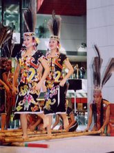 dance tradisional sabah