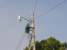 Amplian red electrica en Tenabo