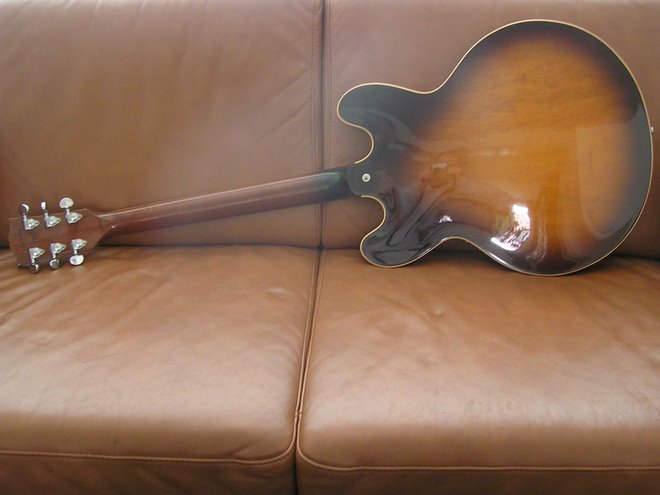Gibson es335