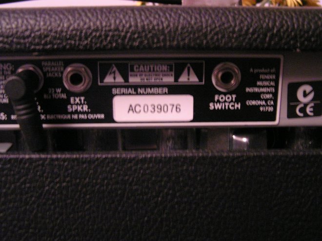 Fender '65 Deluxe Reverb Reissue amp number