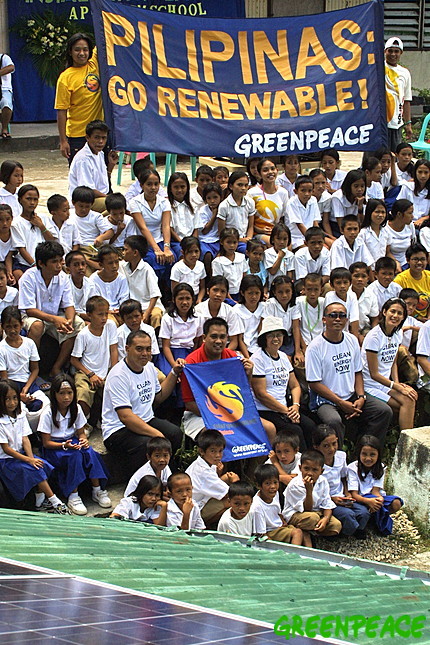 APO ISLAND RECEIVES SOLAR PANELS FROM GREENPEACE - lifted from http://www.greenpeace.org/seasia/en/