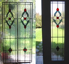 Bevelled sidelights for an entryway