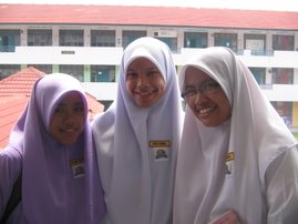amira,edzma&aziera