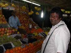 Satish goes ape buying Bananas...