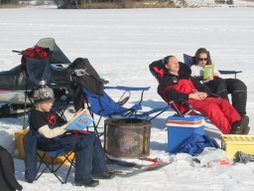Tre fjädedelar av Olgarssons familj.