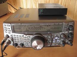 TS2000 y  PCR-1000