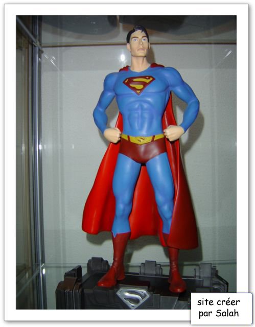superman pose pour la postérité