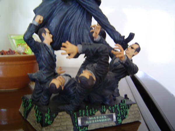statue matrix kotobukiya