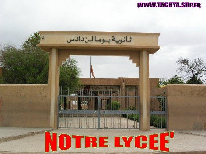//°°NOTRE LYCCEE°°//