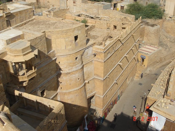 Et Jaisalmer... la ville jaune