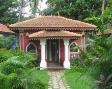 Candy-colored Cottage, Goa