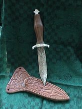 Celtic damascus dagger