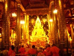 นำเที่ยว ชม พระพุทธชินราช Phra Buddha Chinnaraj image