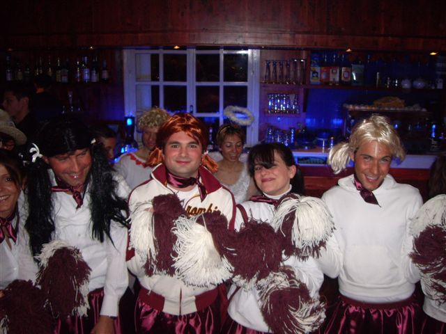 LE NOSTRE CARE CHEERLEADERS .. WOW