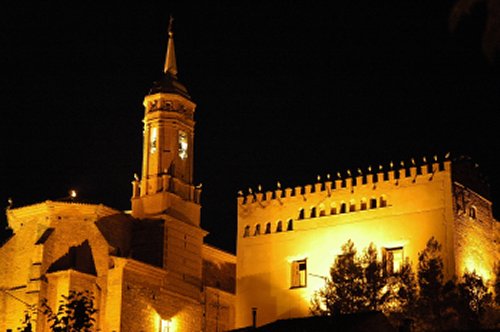 El castillo y la iglesia de mi pueblo (CALATORAO)