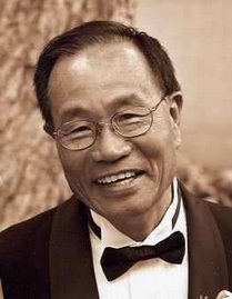 Professor Charles P Hoang