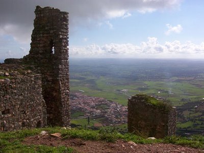 Imagen clásica de Santa Eufemia desde el castillo