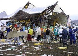 2006年11月8日， 日本北海道遭到有纪录以来最强烈的龙卷风袭击，造成9人死亡，25人受伤。