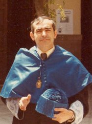 Don Manuel Cortijo, Catedrático de Química Física,  y  actualmente en la Univ. Aut. de Madrid