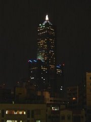 85 Building at Night