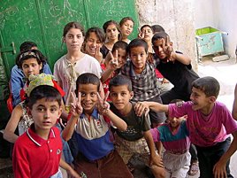 Palestinian_children_in_Jenin