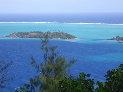 Motu in SE of Bora Bora
