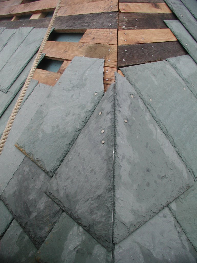 Rubber Slate Roof Tiles: Are They Better Than Real Slate Tiles? | Brava Roof  Tile